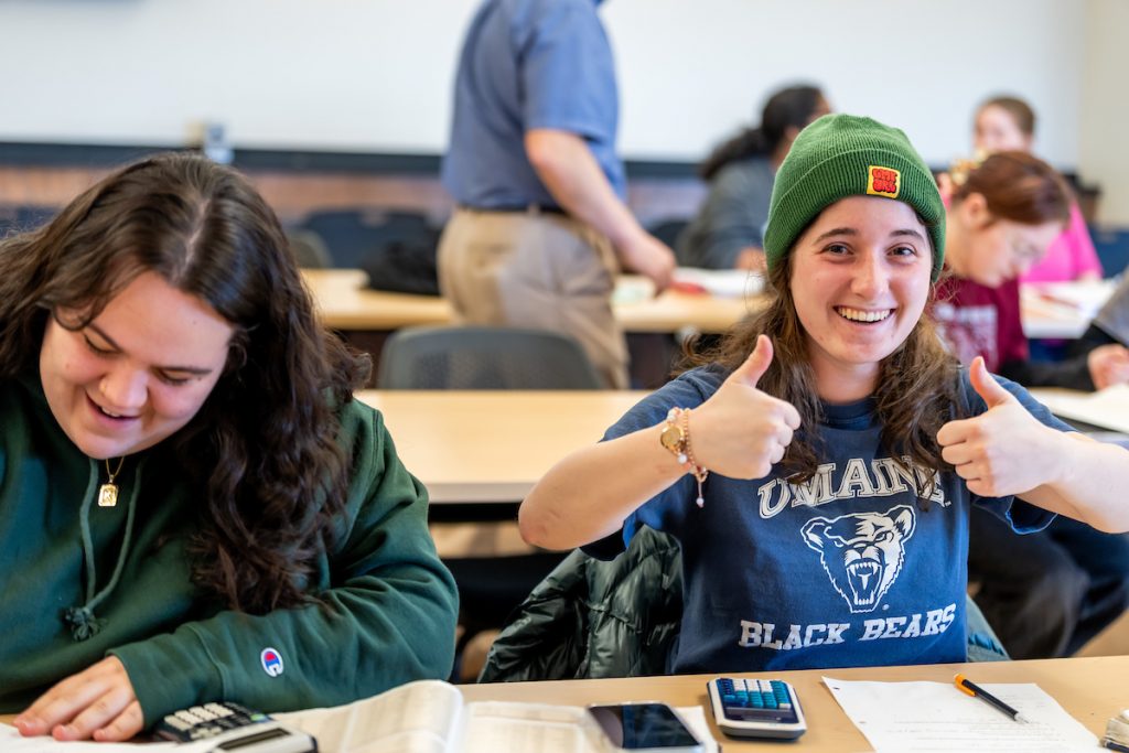 Students participate in Gen. Chem II, taught by William Otto in Science 207, University of Maine at Machias.