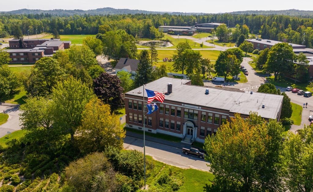 An aerial photo of UMaine Machias in summer